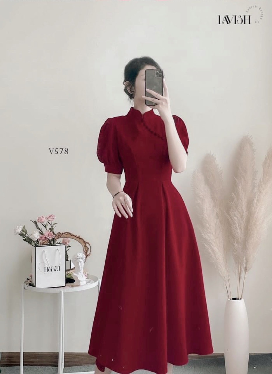 VÁY ĐỎ CÚC BỌC