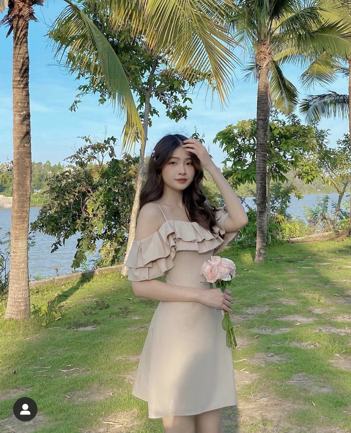 Váy 2 Dây Trễ Vai