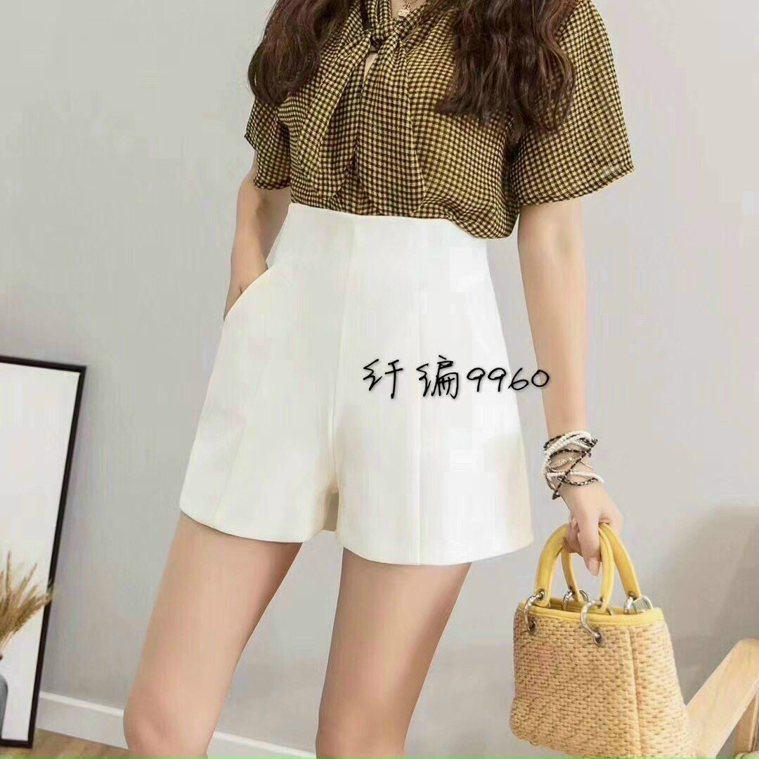 Quần short trơn 9960
