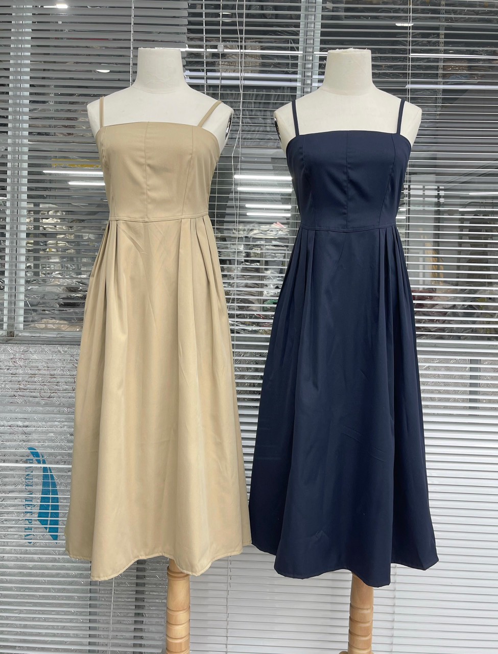 Váy 2 dây xếp ly eo chất 2 da mềm mát - 247store.vn - Vay2day3393_P0K7