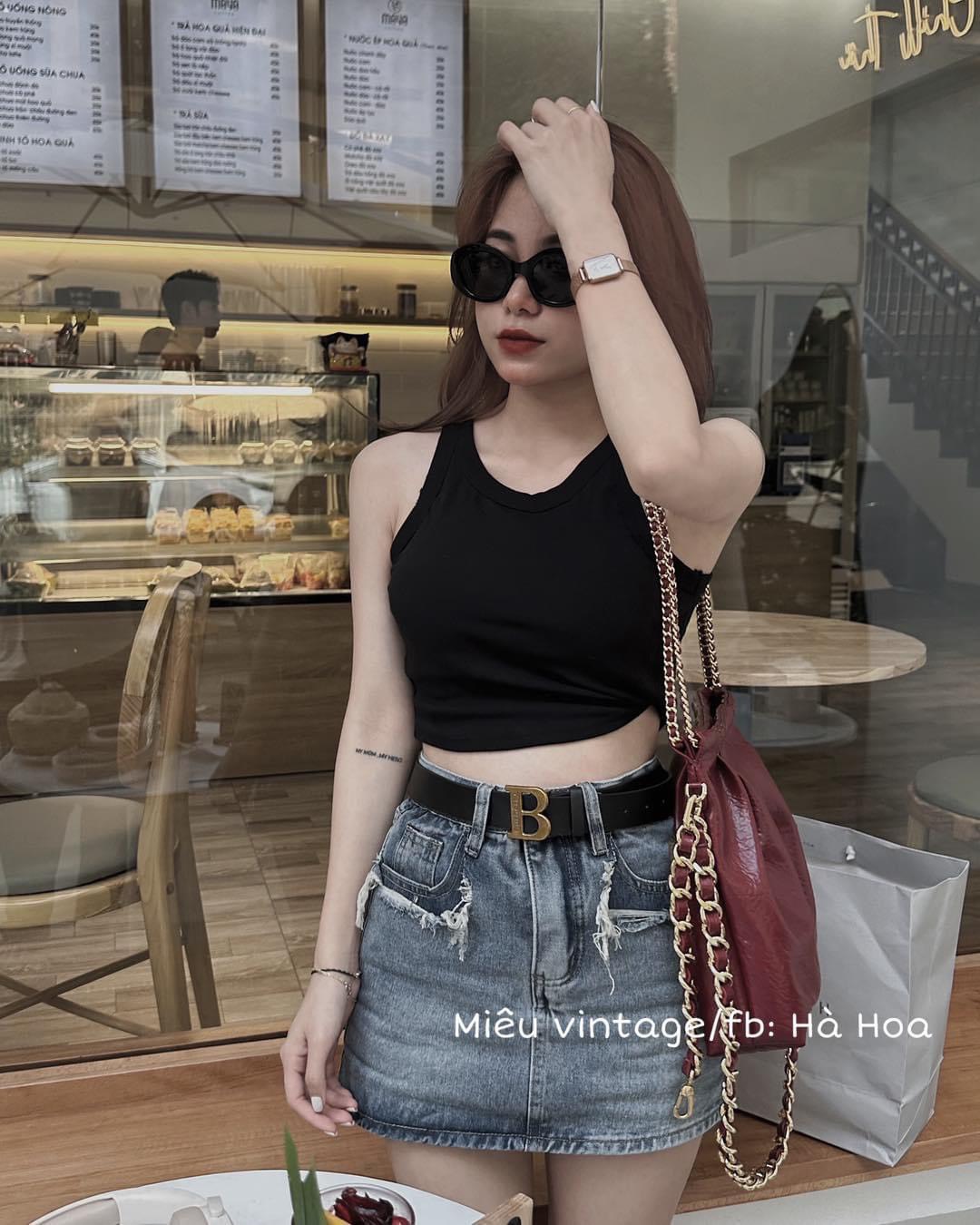Chân váy jeans ngắn chữ A lưng cao túi rách tua rua phong cách cá tính có quần lót trong 7109