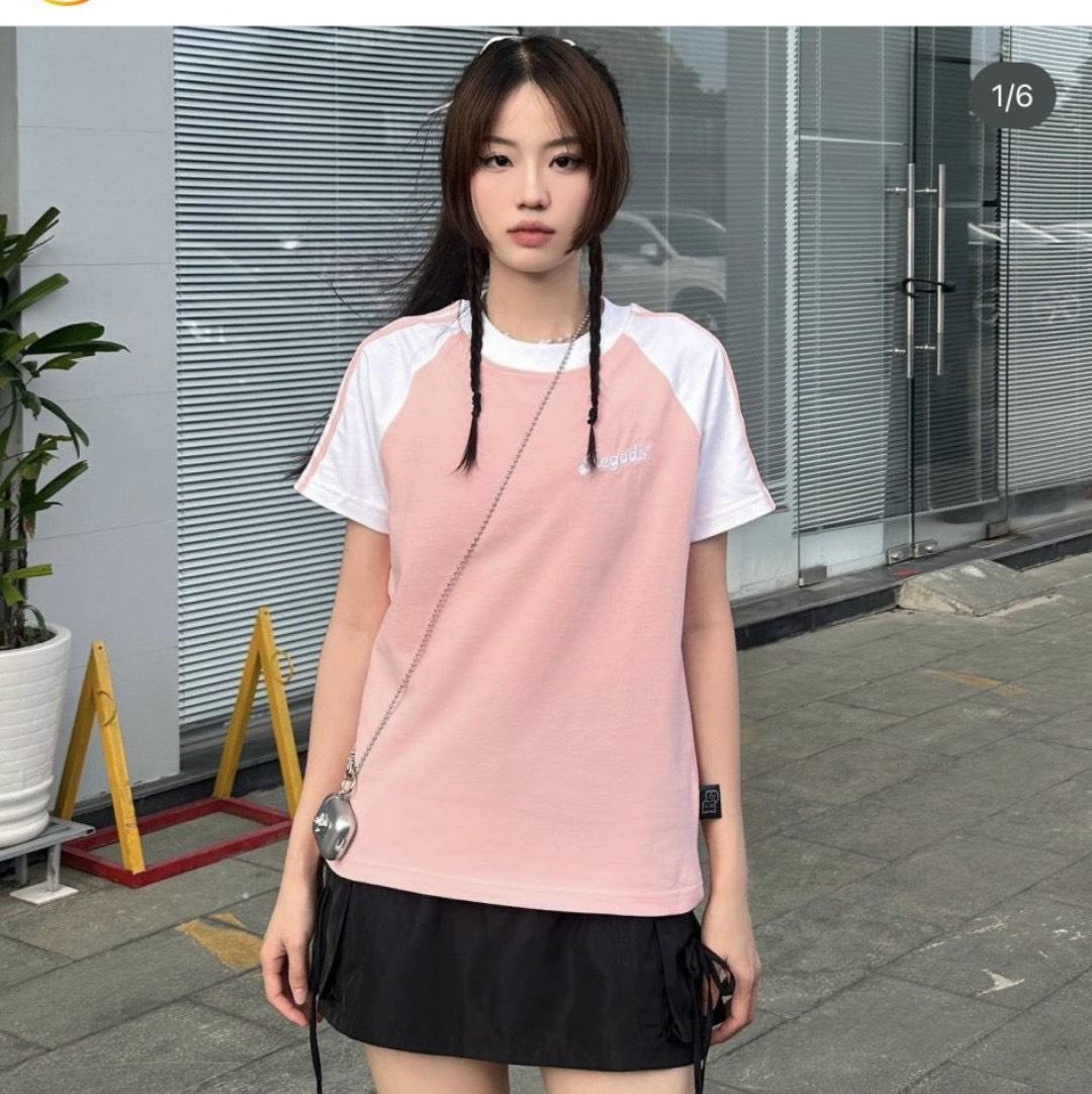 Áo thun babytee cổ tròn phối tay chạy sọc thêu chữ Yomost xinh xắn Aothun9121_P11K16