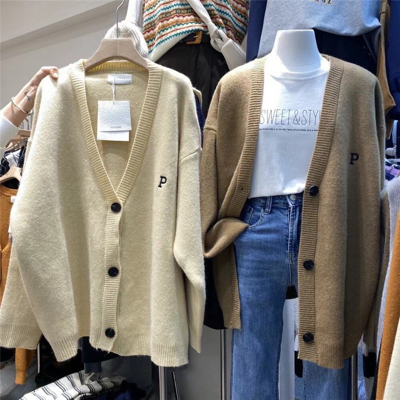  Áo len cardigan chữ P CadiganchuP