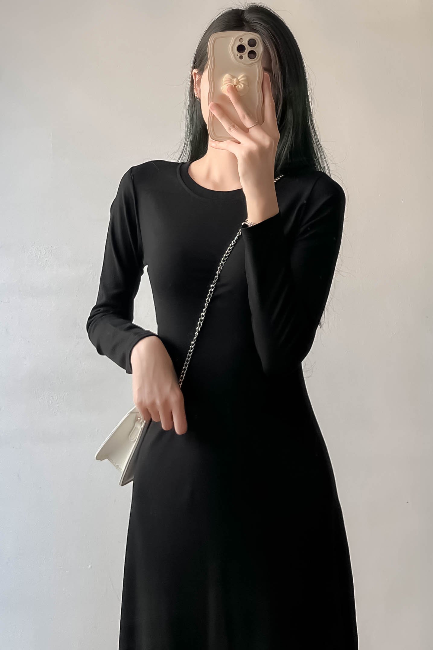 Váy maxi cổ tròn dài tay Vaydangdaichatthunzip188
