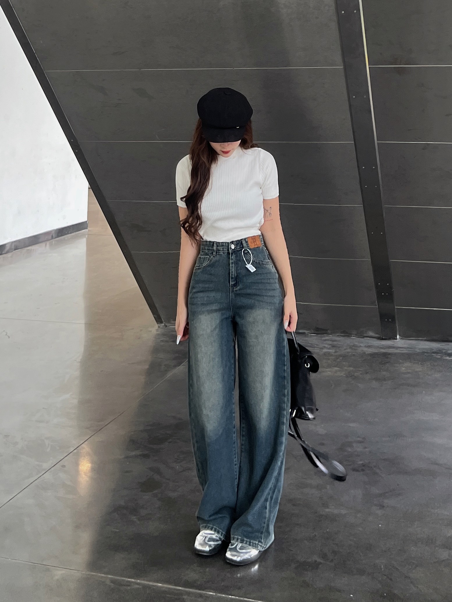 Quần jeans ống suông rộng Quan9062 