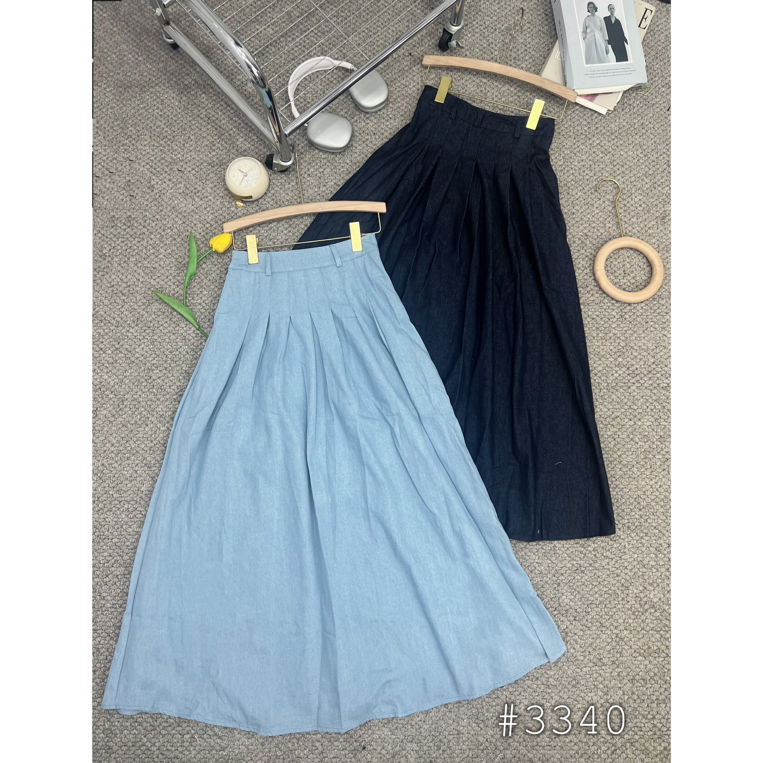 Chân váy bò dài xếp ly CV3304