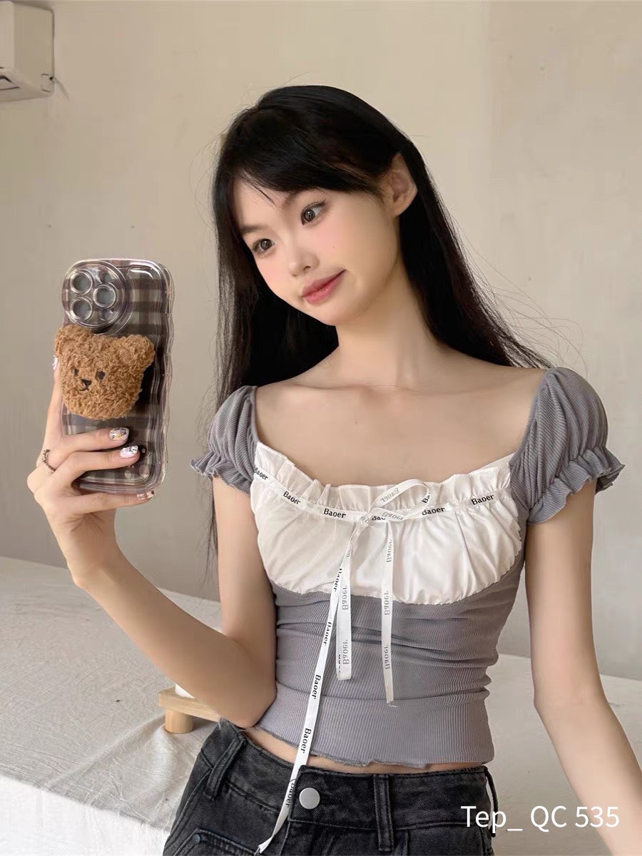 Áo babytee cổ trễ phối ngực AoBbtbeongucto0535