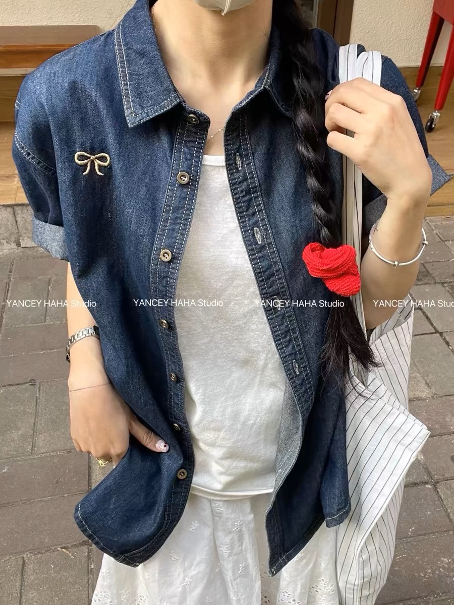 Áo sơ mi bò cộc thêu nơ Aobo7612